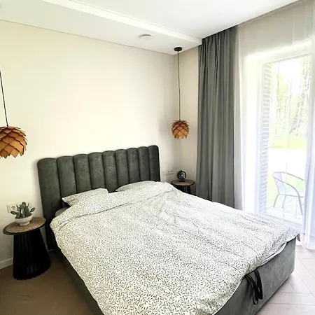 Nemirseta Pearl Palanga